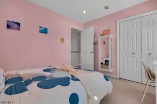 17 Craft Farm Dr, Bridgewater, NJ 08807 - Photo 36