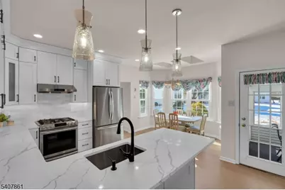 17 Craft Farm Dr, Bridgewater, NJ 08807 - Photo 12