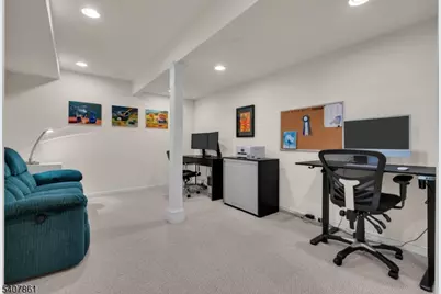 17 Craft Farm Dr, Bridgewater, NJ 08807 - Photo 40