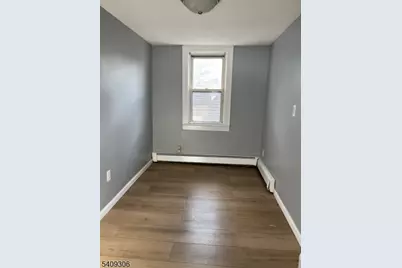 571 Avenue A, Bayonne, NJ 07002 - Photo 16