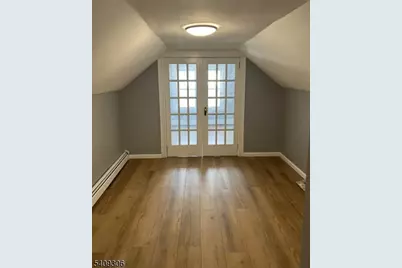 571 Avenue A, Bayonne, NJ 07002 - Photo 12