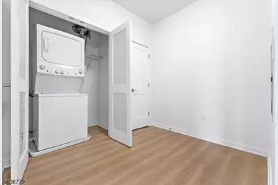 321 E 3rd St #525, Plainfield, NJ 07060 - Photo 30