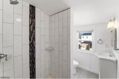 814 Falesky St, Rahway, NJ 07065 - Photo 26