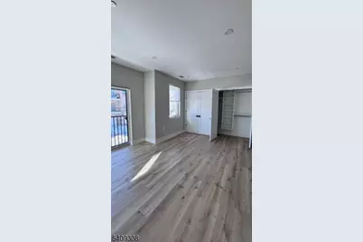 203 Randolph Ave #101, Jersey City, NJ 07305 - Photo 4