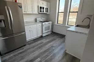 402 60th St, West New York, NJ 07093 - Photo 2
