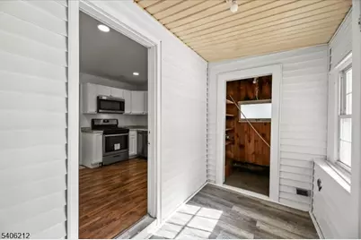 270-270A Sitgreaves St, Phillipsburg, NJ 08865 - Photo 8