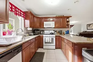 637 Jefferson Ave, Elizabeth, NJ 07201 - Photo 8