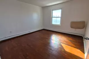 536 Livingston St, Elizabeth, NJ 07206 - Photo 6