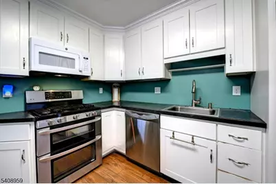 2 Marvin Rd, Pequannock Township, NJ 07444 - Photo 6