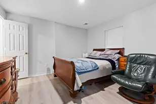 130 Flocktown Rd, Washington Township, NJ 07853 - Photo 28