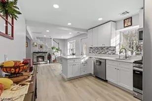 130 Flocktown Rd, Washington Township, NJ 07853 - Photo 4