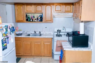 343 Sussex Ave #2, Newark, NJ 07107 - Photo 16