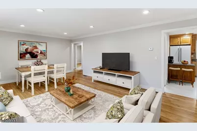 72 Prospect St, Paramus, NJ 07652 - Photo 4