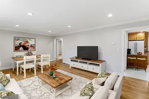 72 Prospect St, Paramus, NJ 07652 - Photo 4