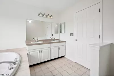 5 Abate Ct #1, Franklin Township, NJ 08873 - Photo 24