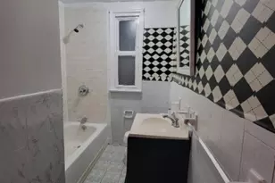 371 Seymour Ave, Newark, NJ 07112 - Photo 6