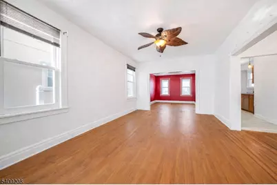 352 N 12th St, Newark, NJ 07107 - Photo 6