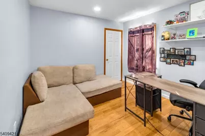 20 Center St, Butler, NJ 07405 - Photo 12