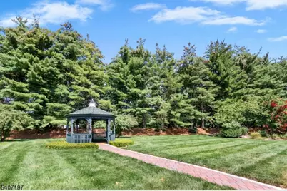 39 Yarmouth, Scotch Plains Township, NJ 07076 - Photo 26