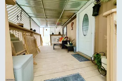 26 Dalbert St, Carteret, NJ 07008 - Photo 30