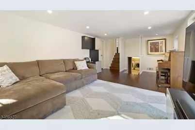 23 Victor Ave, Glen Ridge, NJ 07028 - Photo 24