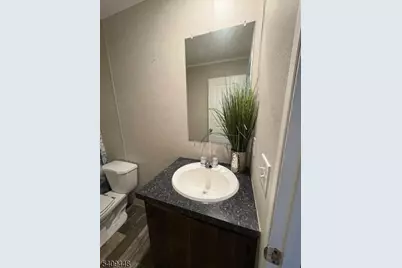 131 Elm, Lodi, NJ 07644 - Photo 2