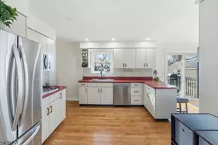 283 Arnold Ave, North Plainfield, NJ 07063 - Photo 8