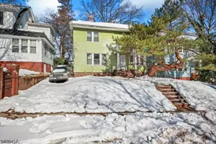37 Custer Ave, Newark, NJ 07112 - Photo 2