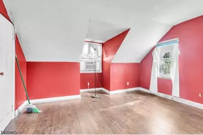 825 Bishop St, Union Township, NJ 07083 - Photo 26