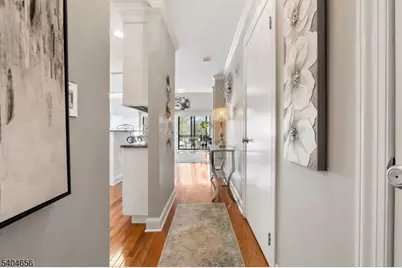 5 Bluebird Ct, Hampton Township, NJ 07860 - Photo 2