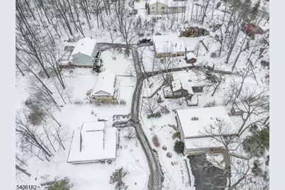 3 Bear Pond Trl, Hopatcong, NJ 07821 - Photo 34