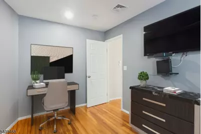 16 Canterbury Dr, Scotch Plains Township, NJ 07076 - Photo 18