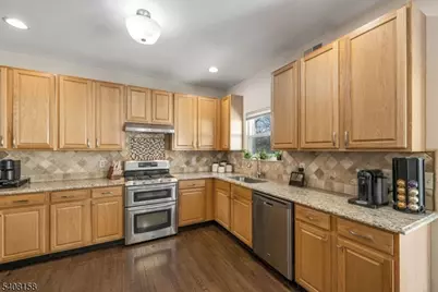 11 Winding Ridge Road, Jefferson Township, NJ 07849 - Photo 12