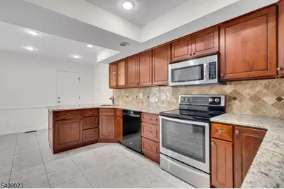 21 Stone Run Rd, Bedminster Township, NJ 07921 - Photo 10