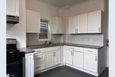 162 Parker St, Newark, NJ 07104 - Photo 2