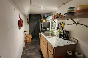 239 S 8th St, Newark, NJ 07103 - Photo 24