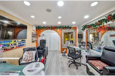 376 Elmora Ave #378, Elizabeth, NJ 07208 - Photo 8