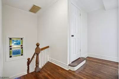 425 Wyoming Ave, Millburn, NJ 07041 - Photo 22