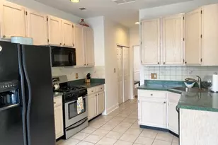 4 Cummington Ln, Raritan Township, NJ 08822 - Photo 4