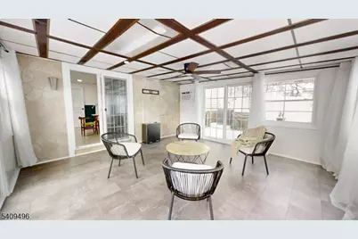 933 Douglas Ter, Union Township, NJ 07083 - Photo 32