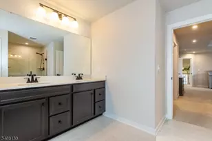 37 Esposito Ln, Roxbury Township, NJ 07850 - Photo 20