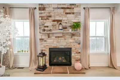 37 Esposito Ln, Roxbury Township, NJ 07850 - Photo 6