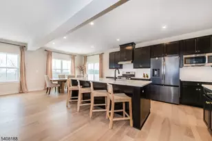 37 Esposito Ln, Roxbury Township, NJ 07850 - Photo 10