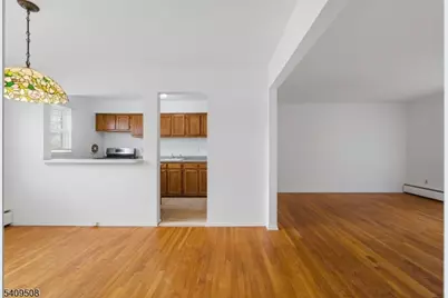 43 Conforti Ave #25, West Orange Township, NJ 07052 - Photo 10