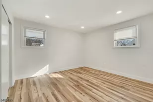 33 Sycamore Dr, Burlington Twp., NJ 08016 - Photo 14