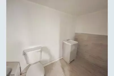 624 S 19th St, Newark, NJ 07103 - Photo 42