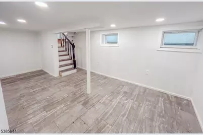 624 S 19th St, Newark, NJ 07103 - Photo 44