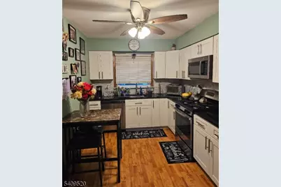 48 Stuyvesant Ave #1, Lyndhurst Township, NJ 07071 - Photo 22