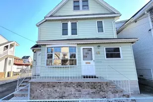 48 Stuyvesant Ave, Lyndhurst Township, NJ 07071 - Photo 1