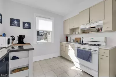 608 Washington Ave, Belleville, NJ 07109 - Photo 30